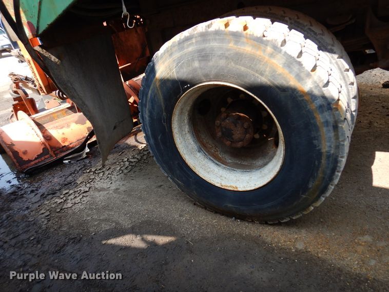 image for item DM5060 2007 International WorkStar 7400  dump truck