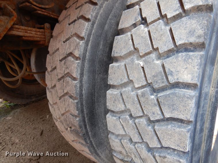 image for item DM5060 2007 International WorkStar 7400  dump truck