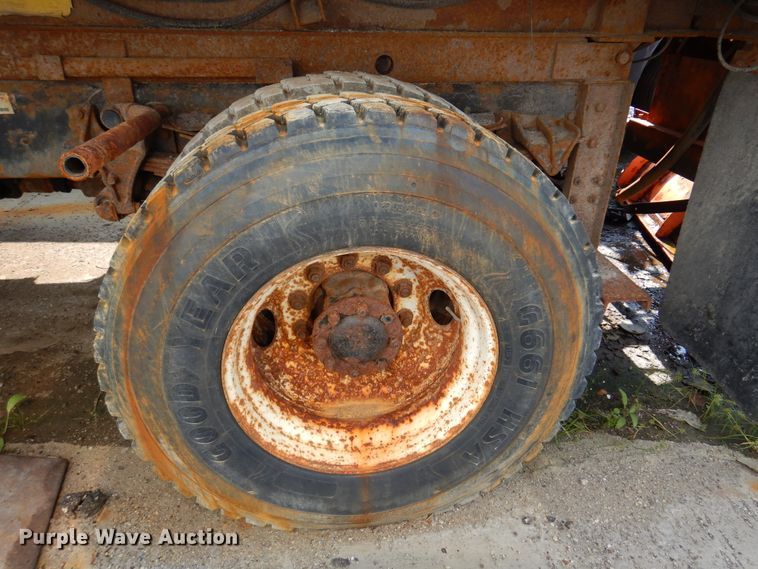 image for item DM5060 2007 International WorkStar 7400  dump truck