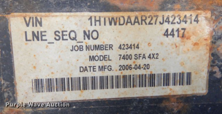 image for item DM5060 2007 International WorkStar 7400  dump truck