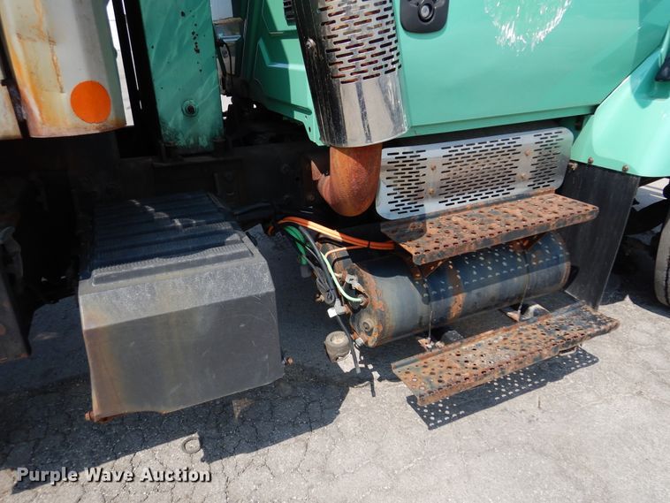 image for item DM5061 2007 International WorkStar 7300  dump truck