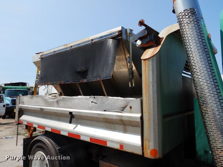 image for item DM5061 2007 International WorkStar 7300  dump truck