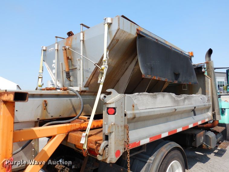 image for item DM5061 2007 International WorkStar 7300  dump truck