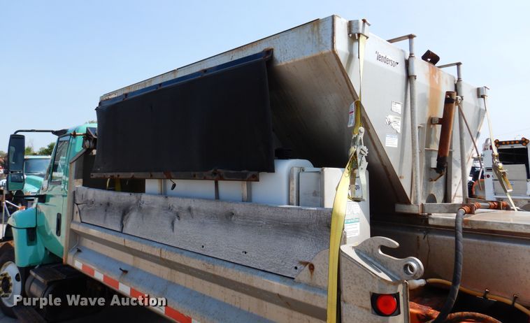 image for item DM5061 2007 International WorkStar 7300  dump truck