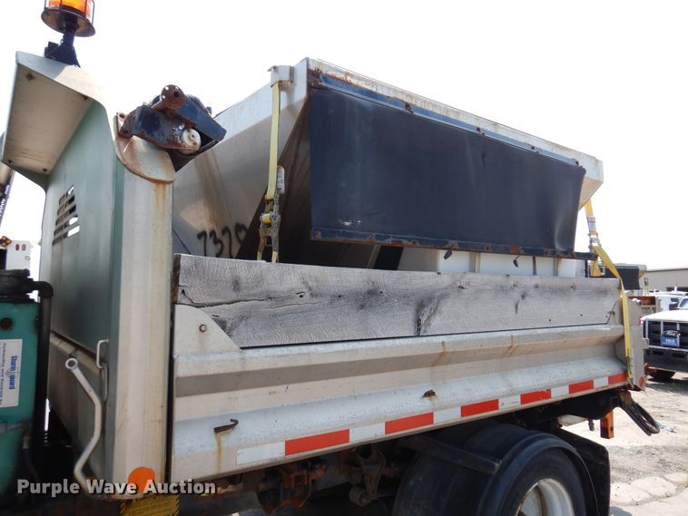 image for item DM5061 2007 International WorkStar 7300  dump truck