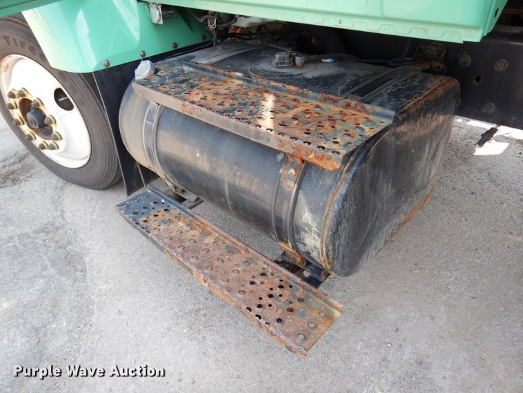 image for item DM5061 2007 International WorkStar 7300  dump truck