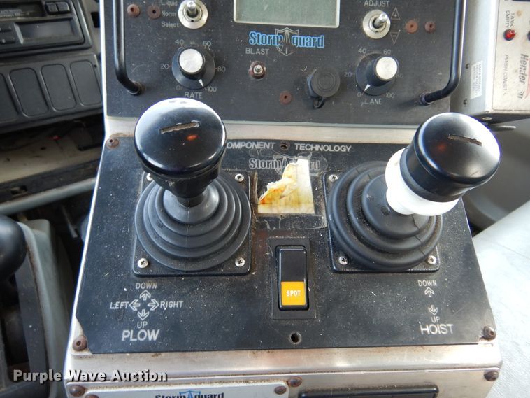 image for item DM5061 2007 International WorkStar 7300  dump truck