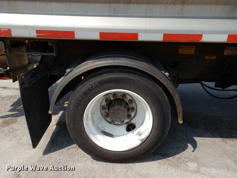 image for item DM5061 2007 International WorkStar 7300  dump truck