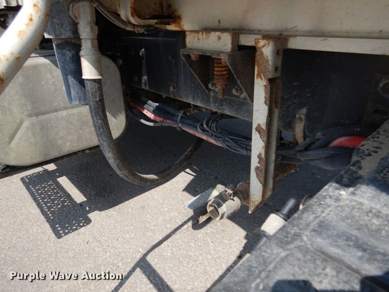 image for item DM5062 2013 International WorkStar 7400  refuse truck