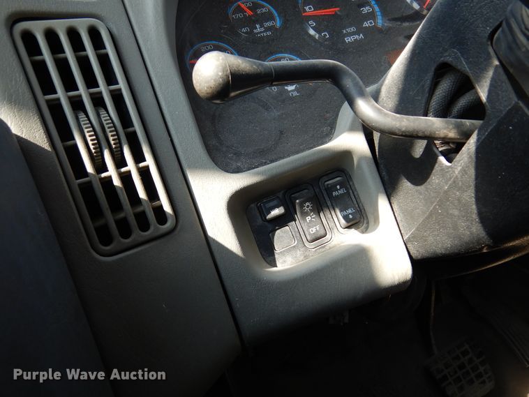 image for item DM5062 2013 International WorkStar 7400  refuse truck