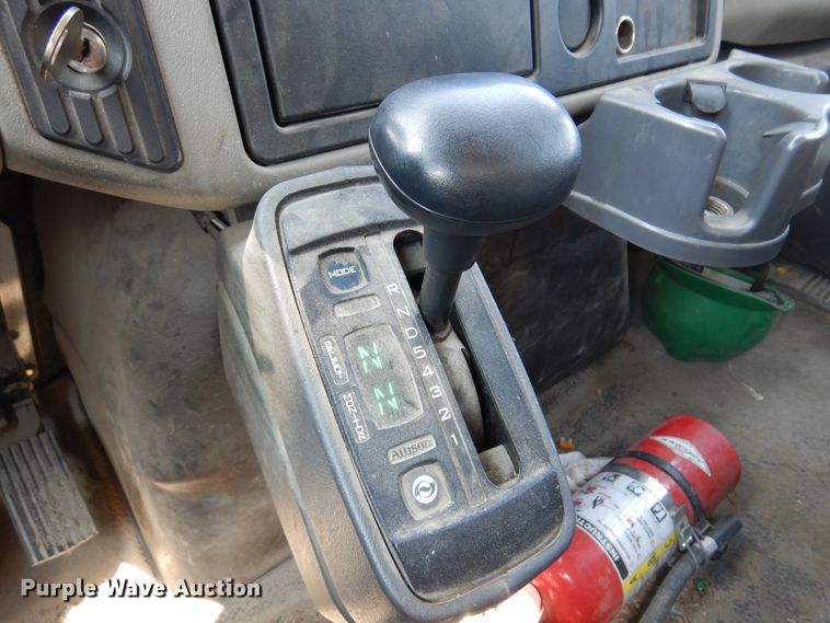 image for item DM5062 2013 International WorkStar 7400  refuse truck