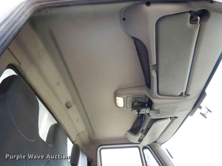 image for item DM5062 2013 International WorkStar 7400  refuse truck