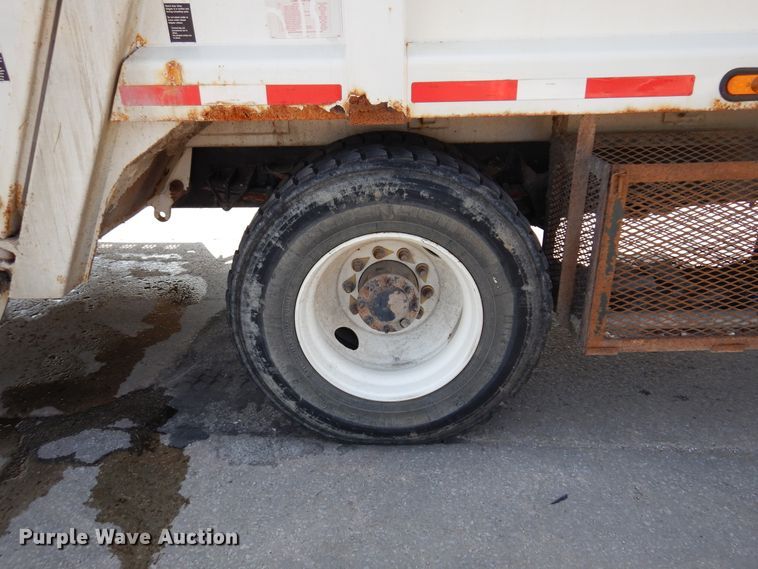 image for item DM5062 2013 International WorkStar 7400  refuse truck