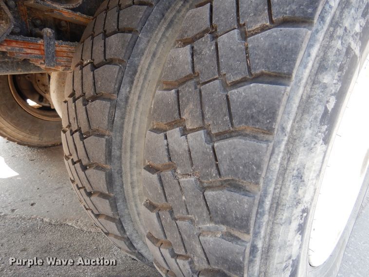 image for item DM5062 2013 International WorkStar 7400  refuse truck