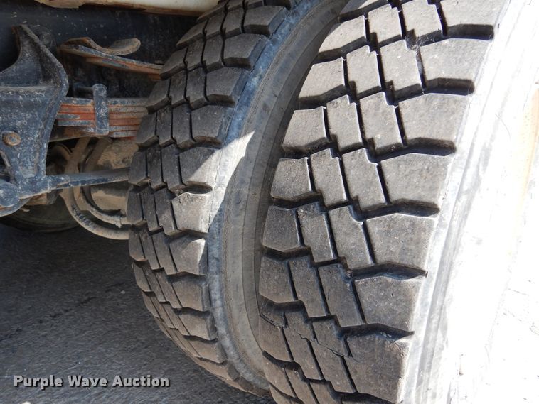 image for item DM5062 2013 International WorkStar 7400  refuse truck