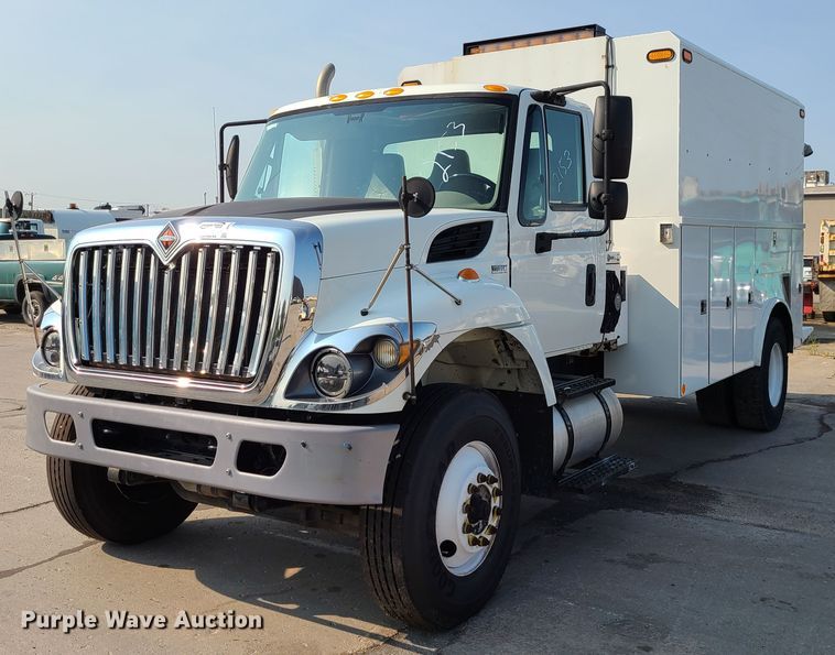 image for item DM5063 2013 International WorkStar 7400  utility / service truck