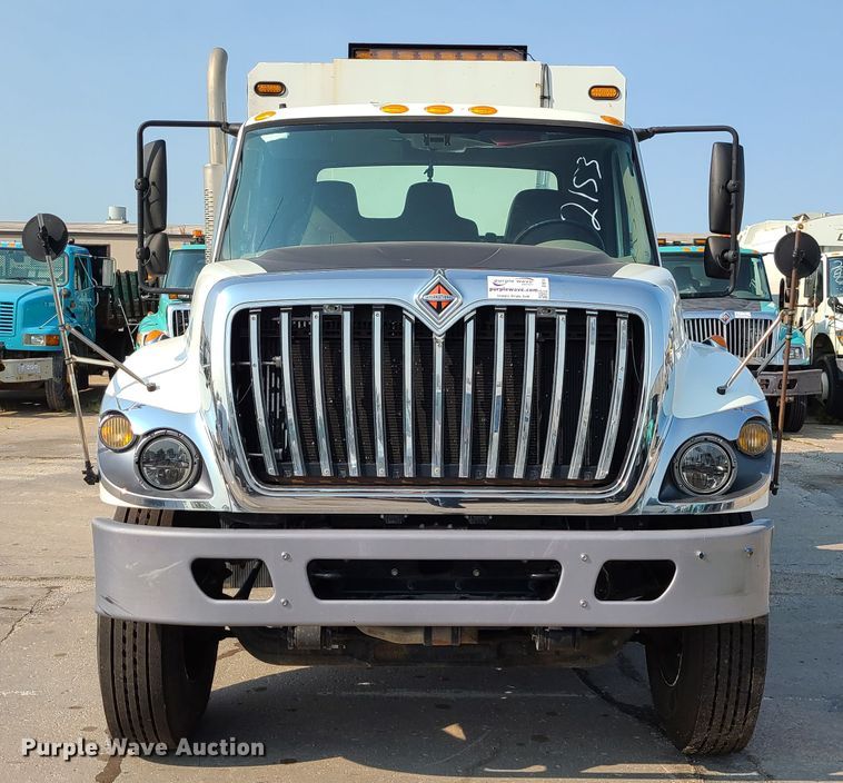 image for item DM5063 2013 International WorkStar 7400  utility / service truck