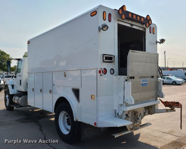 image for item DM5063 2013 International WorkStar 7400  utility / service truck