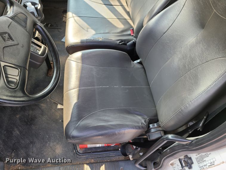 image for item DM5063 2013 International WorkStar 7400  utility / service truck