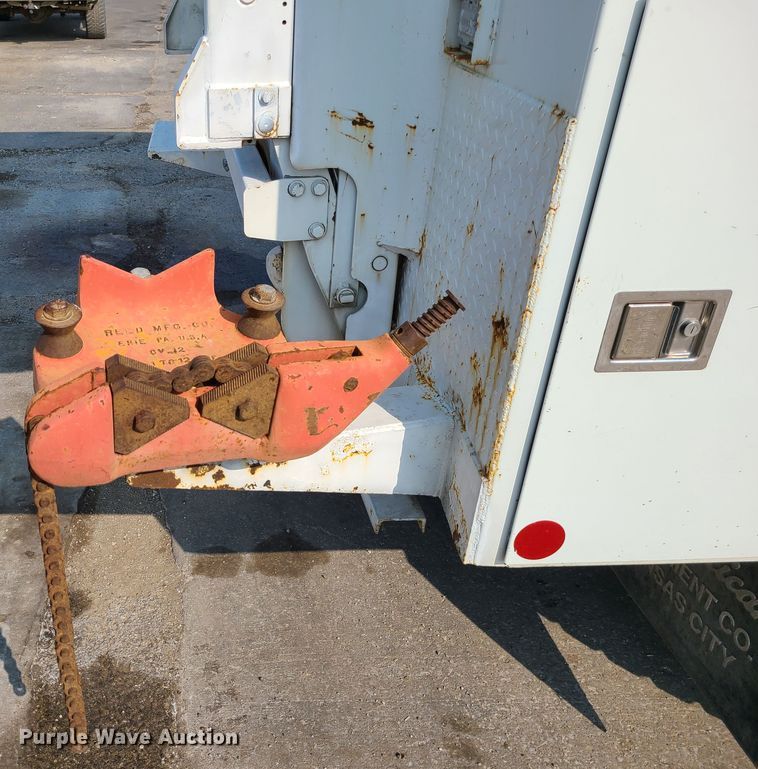 image for item DM5063 2013 International WorkStar 7400  utility / service truck