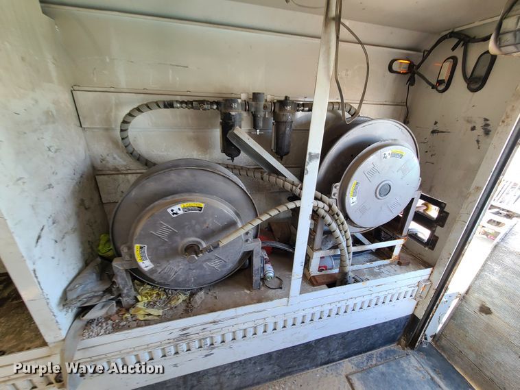 image for item DM5063 2013 International WorkStar 7400  utility / service truck