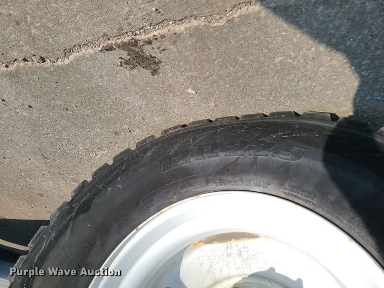 image for item DM5063 2013 International WorkStar 7400  utility / service truck