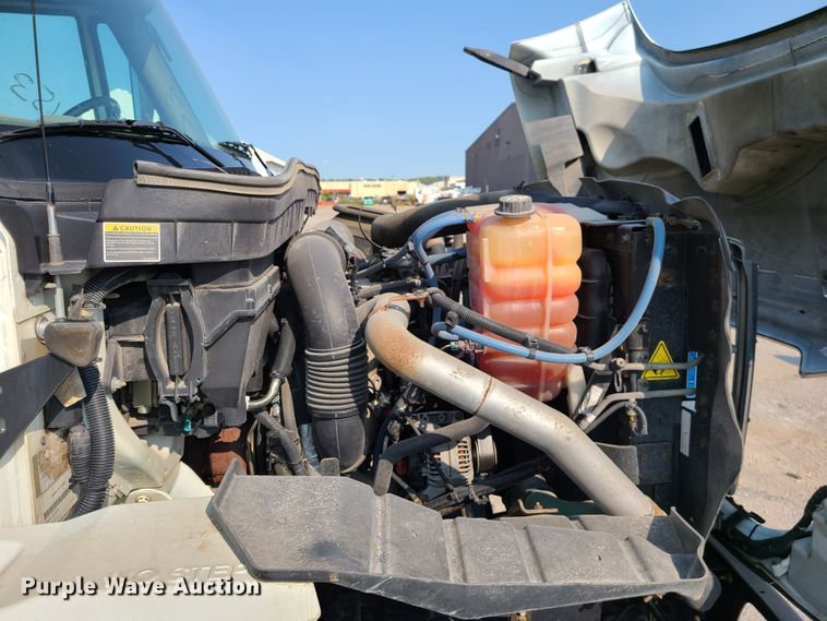 image for item DM5063 2013 International WorkStar 7400  utility / service truck