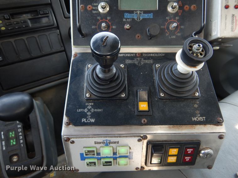 image for item DM5064 2007 International WorkStar 7300  dump truck