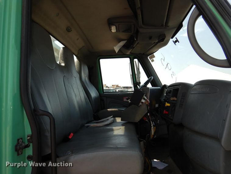 image for item DM5064 2007 International WorkStar 7300  dump truck