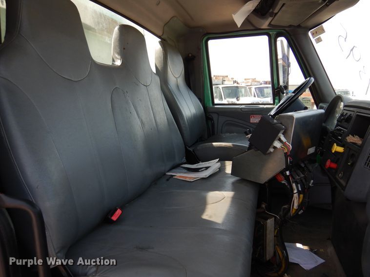 image for item DM5064 2007 International WorkStar 7300  dump truck