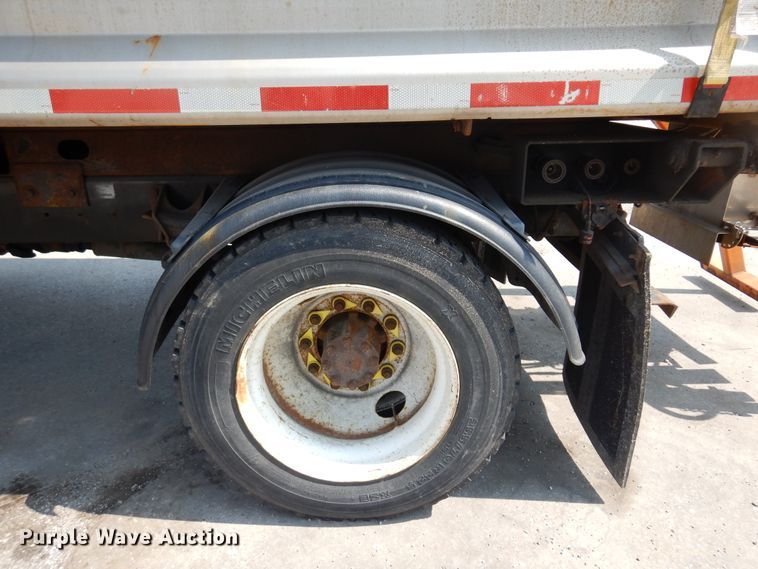 image for item DM5064 2007 International WorkStar 7300  dump truck