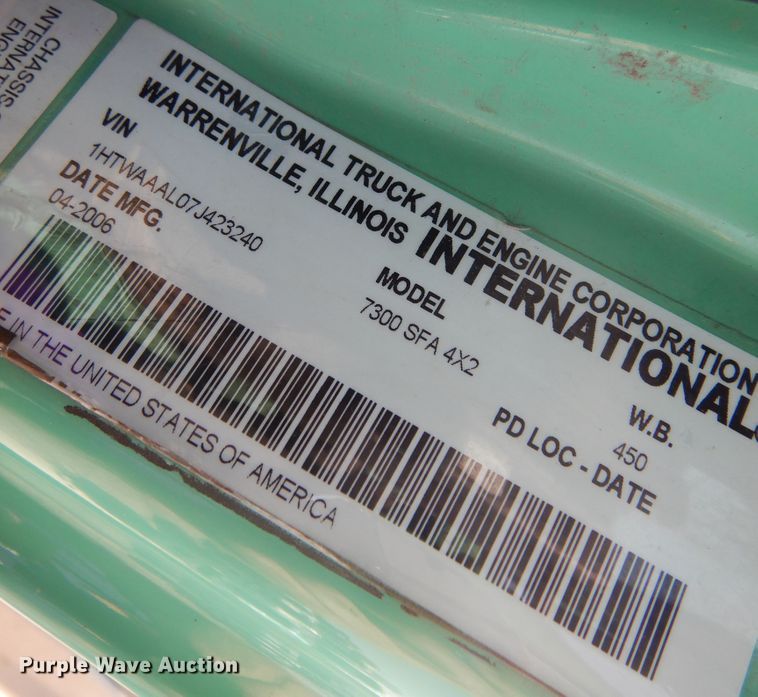 image for item DM5064 2007 International WorkStar 7300  dump truck