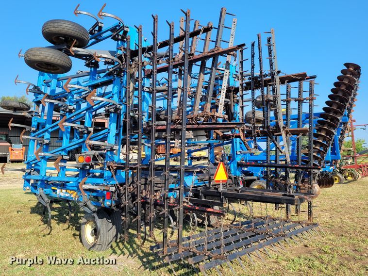 image for item BY9425 DMI Tigermate II  field cultivator