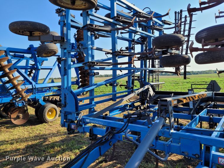 image for item BY9425 DMI Tigermate II  field cultivator