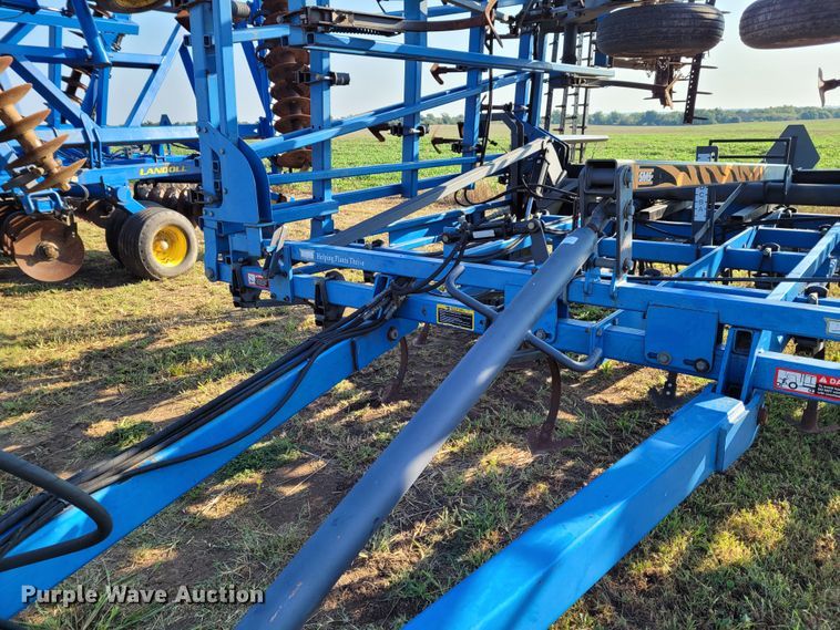 image for item BY9425 DMI Tigermate II  field cultivator