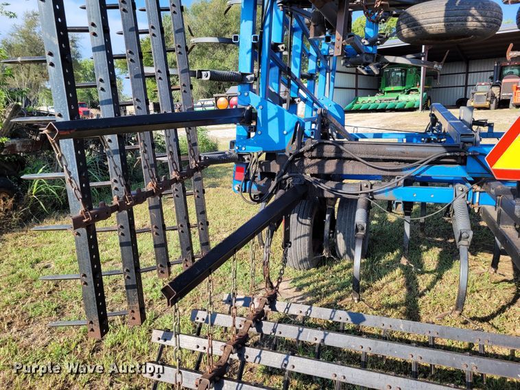 image for item BY9425 DMI Tigermate II  field cultivator