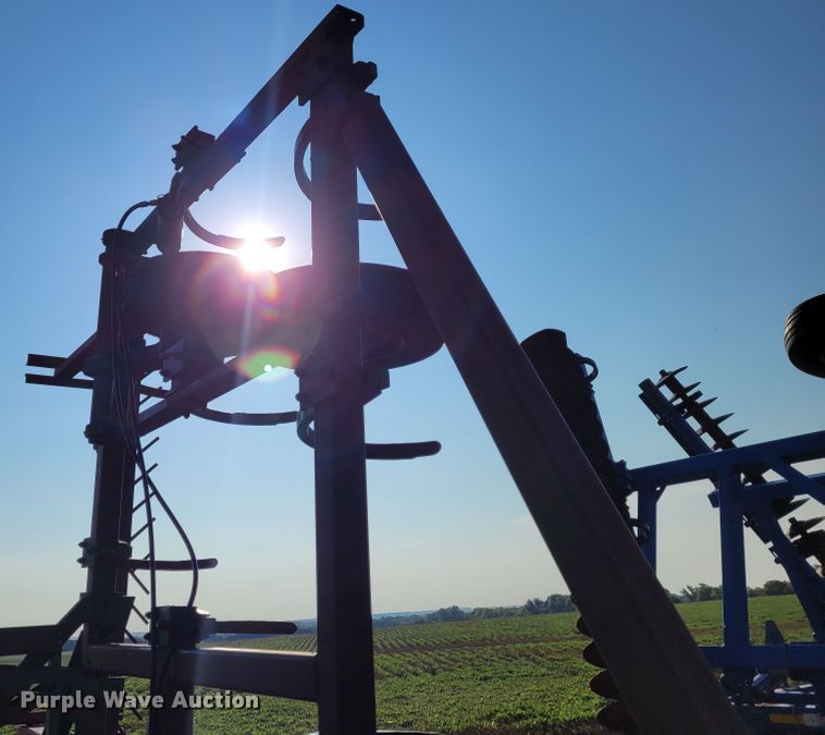 image for item BY9427 John Deere 1610  chisel