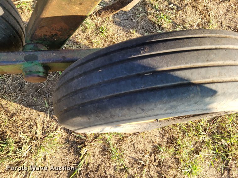 image for item BY9427 John Deere 1610  chisel