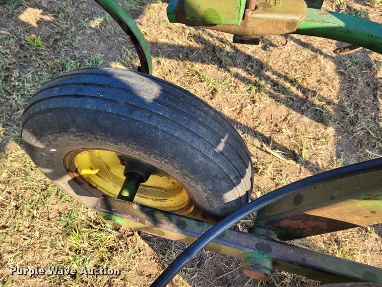 image for item BY9427 John Deere 1610  chisel