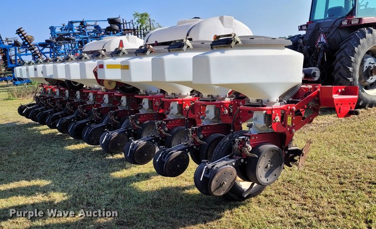 image for item BY9430 White 8200  planter