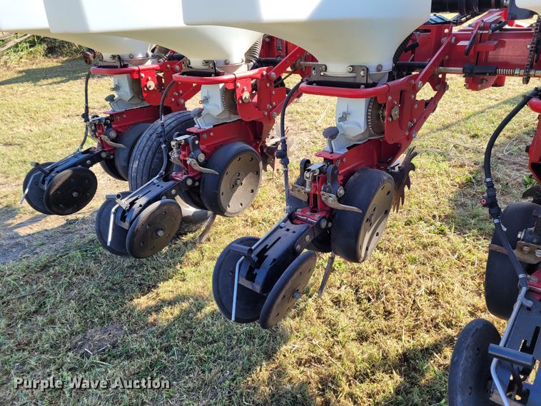 image for item BY9430 White 8200  planter