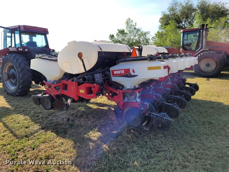 image for item BY9430 White 8200  planter