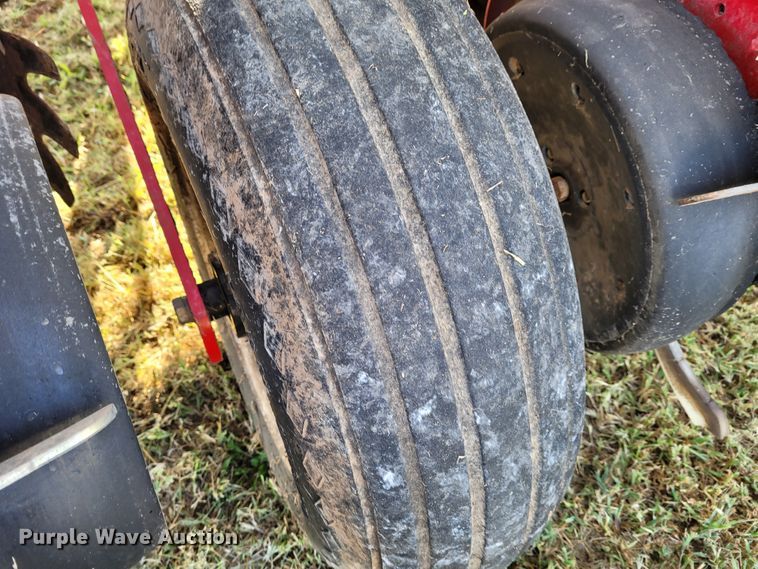 image for item BY9430 White 8200  planter