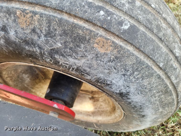 image for item BY9430 White 8200  planter