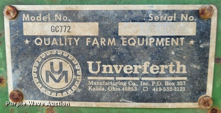 image for item BY9441 Brent 772  grain cart