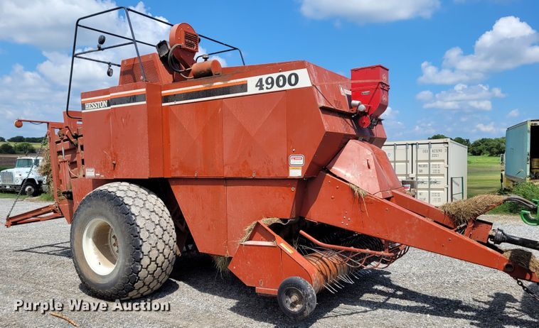 image for item BY9442 1998 Hesston 4900  large square baler