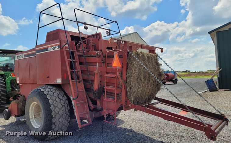 image for item BY9442 1998 Hesston 4900  large square baler