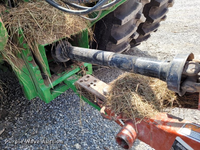 image for item BY9442 1998 Hesston 4900  large square baler