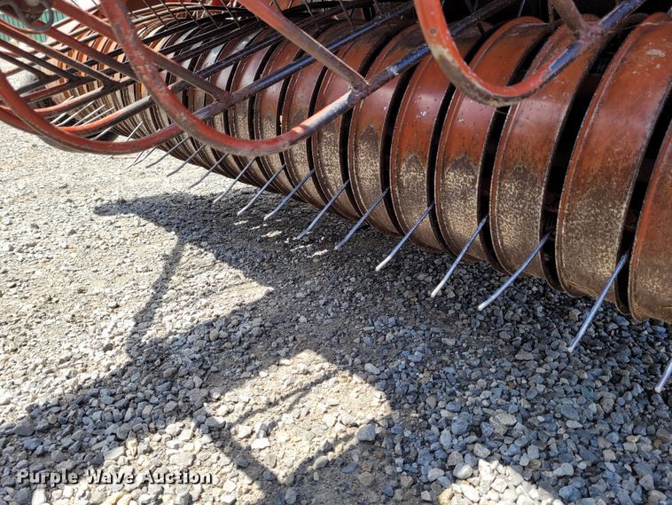 image for item BY9442 1998 Hesston 4900  large square baler