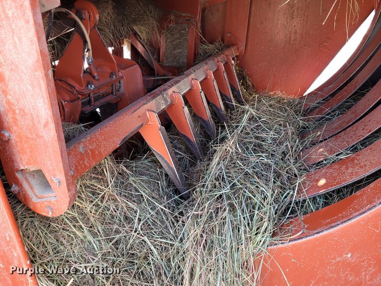image for item BY9442 1998 Hesston 4900  large square baler